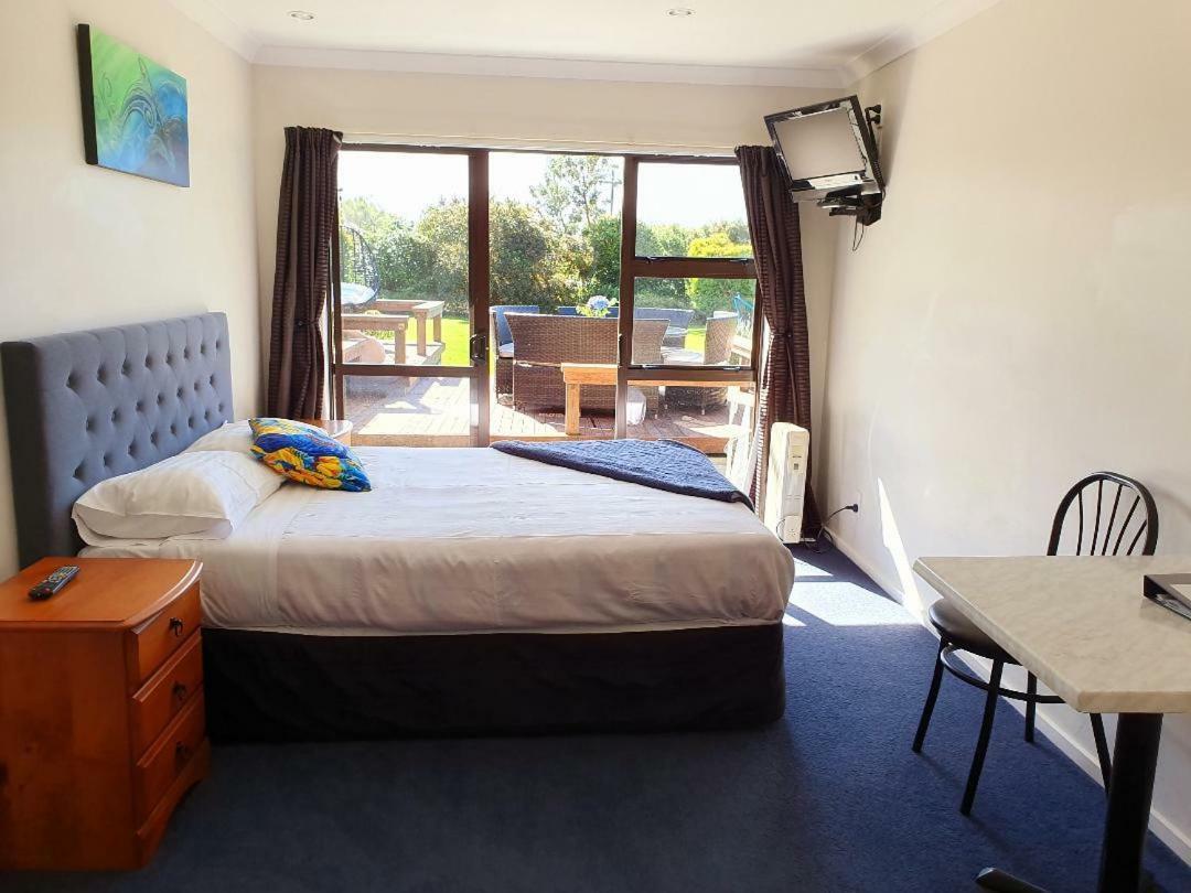 Te Mahuru Retreat Bed & Breakfast